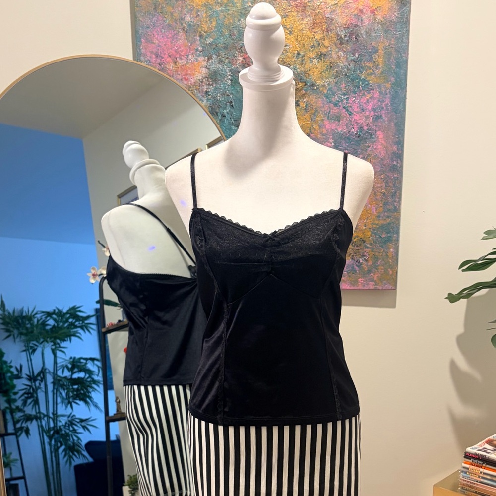 Hot Topic Black Satin Bustier Style Tank Top with Lace Detail size XL